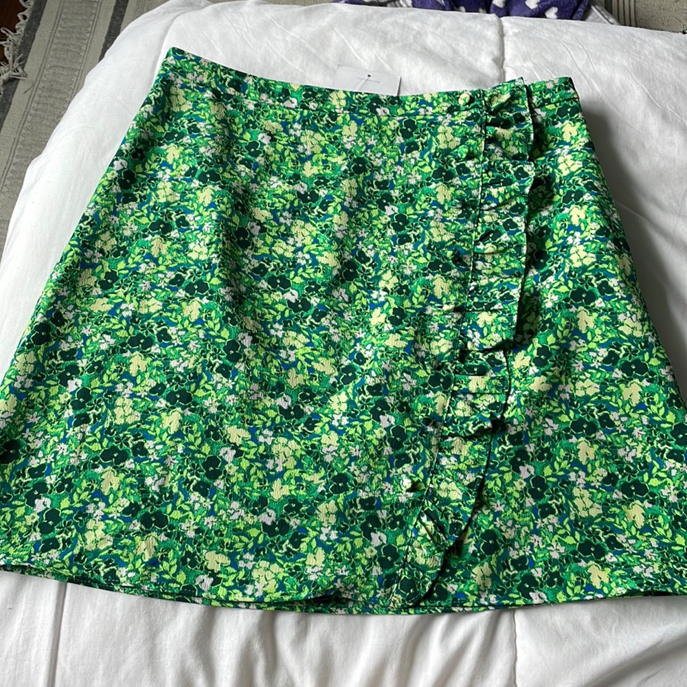Button up Topshop skirt